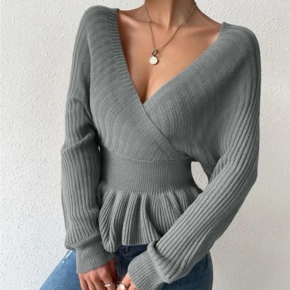 Cozy Ribbed Batwing Peplum Ruffle Sweater Top - Picture 10 of 14